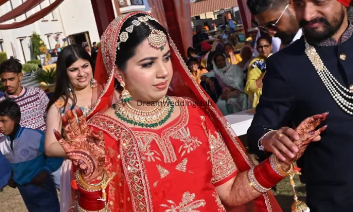 Glamour Stories by Puneet Kaur